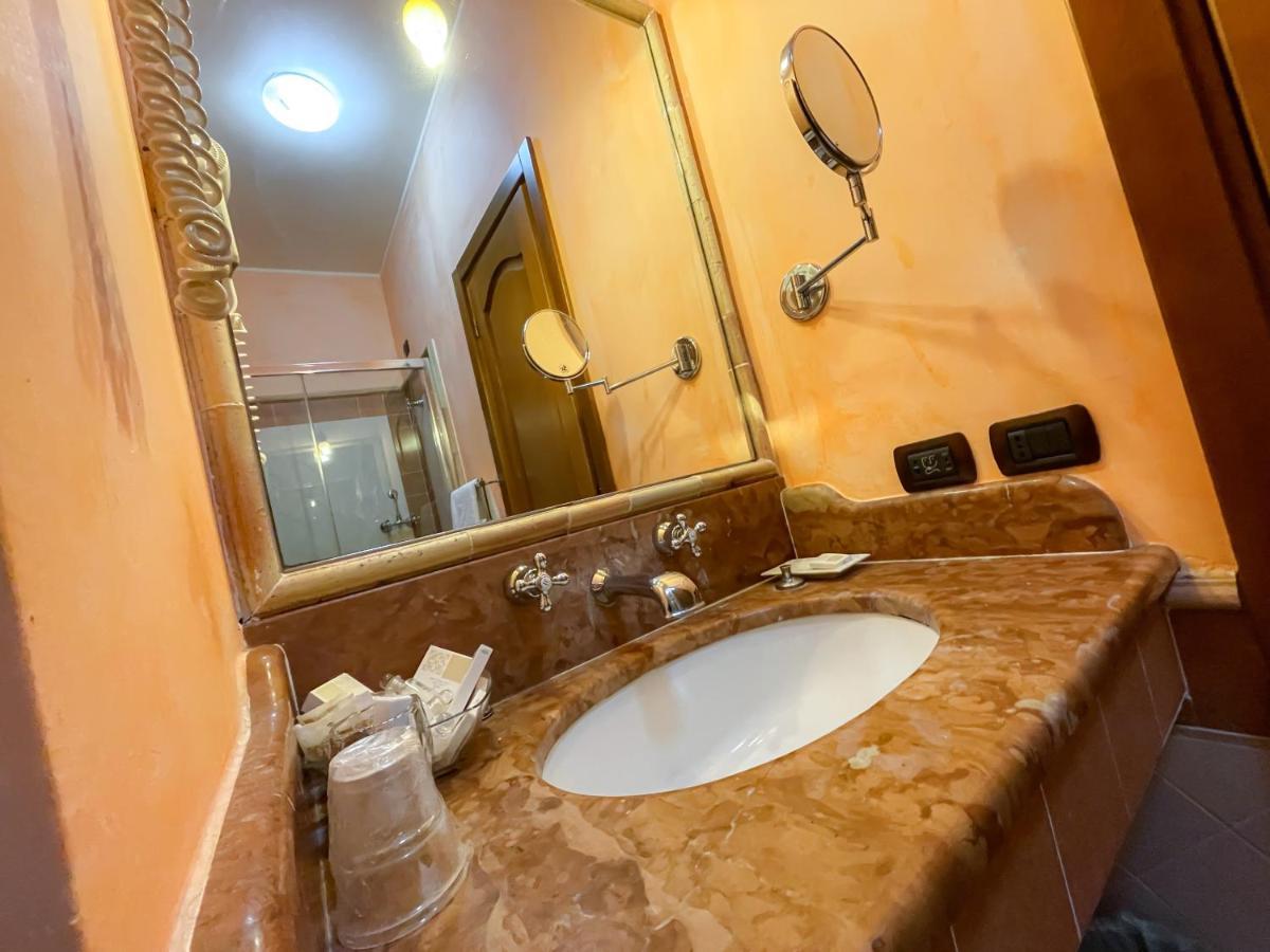 Antica Filanda Hotel Capri Leone ภายนอก รูปภาพ
